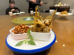 -赶海部落海鲜城(海阳路店)