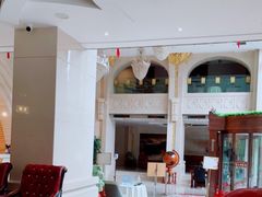 -碧中海汤泉汗蒸酒店