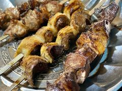 -烤肉小伙烤肉店