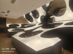 -涨巢·潮玩水疗局