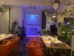 -春树下·树屋花房西餐厅(罍街AS1980店)