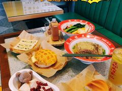 -七爷清汤腩·港式茶餐厅(世博店)