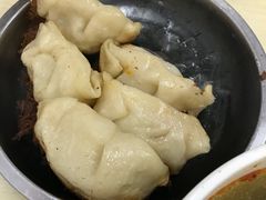 -黄阿姨锅贴大王(万航渡路店)