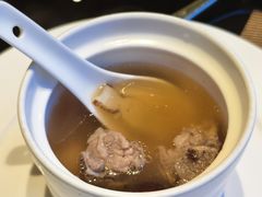 -大中华希尔顿酒店-念自助餐·嗨啤·小龙虾