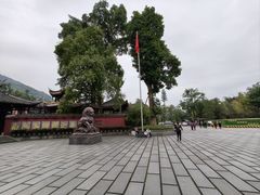 -峨眉山报国寺