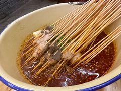 -拈签一笑黄牛肉辣卤串串