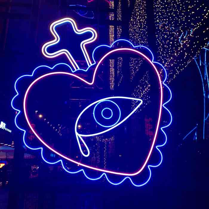 neon dance霓虹跳舞俱乐部(成都兰桂坊店"兰桂坊又恢复了开始时候的