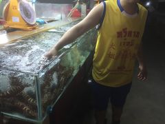 大堂-班赞海鲜市场