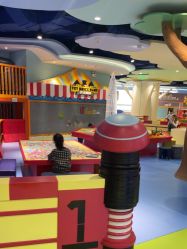 -MELAND CLUB亲子乐园•派对(虹桥万象城店)