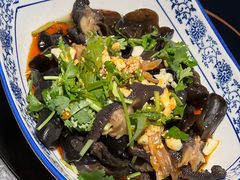 猫耳脱骨黑凤爪-滨少旺厨(惠福西路店)
