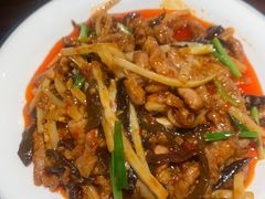 鱼香肉丝-味满堂川菜馆(新华家园店)