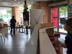 大堂-麦当劳(盐城世纪大道得来速店)