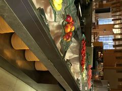 -昆山裕元花园酒店·温莎西餐厅