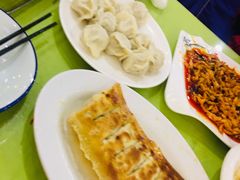 -大眼锅贴水饺(河东店)