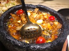 石锅美蛙-佬麻雀·新湘菜(珠海金发购物中心店)