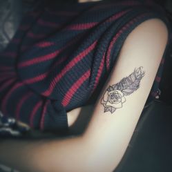 -SNOW TATTOO STUDIO
