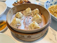 蟹粉小笼包-绿波廊(豫园店)