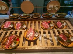 -山焱·炭火自助烤肉(周浦万达店)