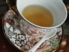 -梁鸿湿地丽笙度假酒店大堂吧
