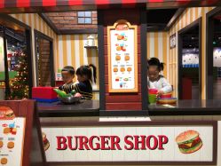 -幻贝家儿童乐园(苏州中心店)