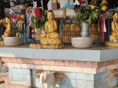 -ခြောက်ထပ်ကြီးရွှေသာလျောင်းဘုရားကြီး