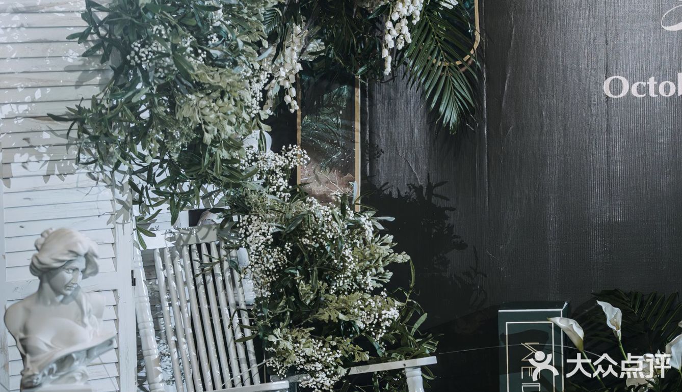 站在舞台上的你,是那么美