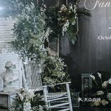 站在舞台上的你,是那么美