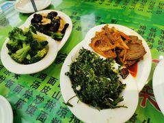 一口香-令氏家外家周秦食府(高新店)