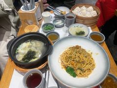 -馋三尺蟹粉小笼(人民广场店)