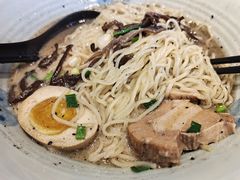 博多拉面-雷神拉面(财富中心玉米楼店)