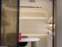 -芮娜皮肤管理·SPA中心