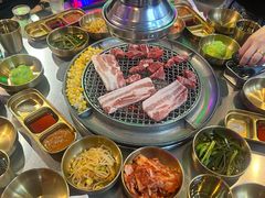 -釜山火炉·海鲜烤肉(紫藤路店)