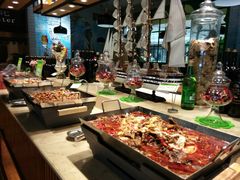 -亚马逊环球美食百汇(新城吾悦广场店)