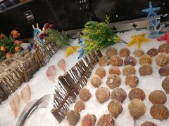 -汉金城海鲜烤肉自助百汇(威海威高广场店)