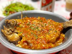 油浸鱼-堂瓦里·33年传统赣菜(第一街区店)