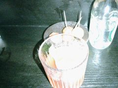 -Mx.cocktail bar
