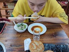 -牛庄高晓山风味馅饼城(海城店)