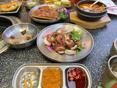 -红泥小火炉·东北泥炉烤肉(天一旗舰店)