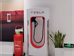 -TESLA 特斯拉(北京颐堤港体验店)