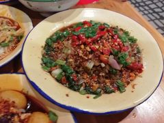 -拈签一笑黄牛肉辣卤串串