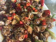 -四川小胡子海鲜(丁村万人海鲜广场店)