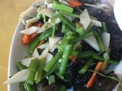 -冰峪沟原生态农家菜(仙味宾馆店)