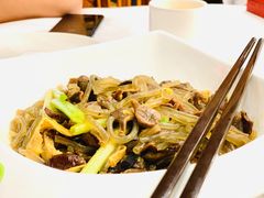 鸡杂炖粉丝-围龙屋客家食府(福田店)