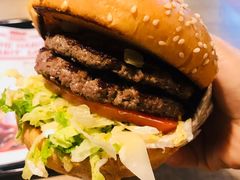 -The Habit Burger Grill 哈比特汉堡(复兴soho店)