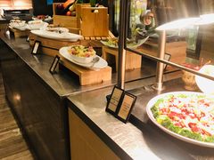 自助取餐区-北京王府井希尔顿酒店·万斯阁西餐厅