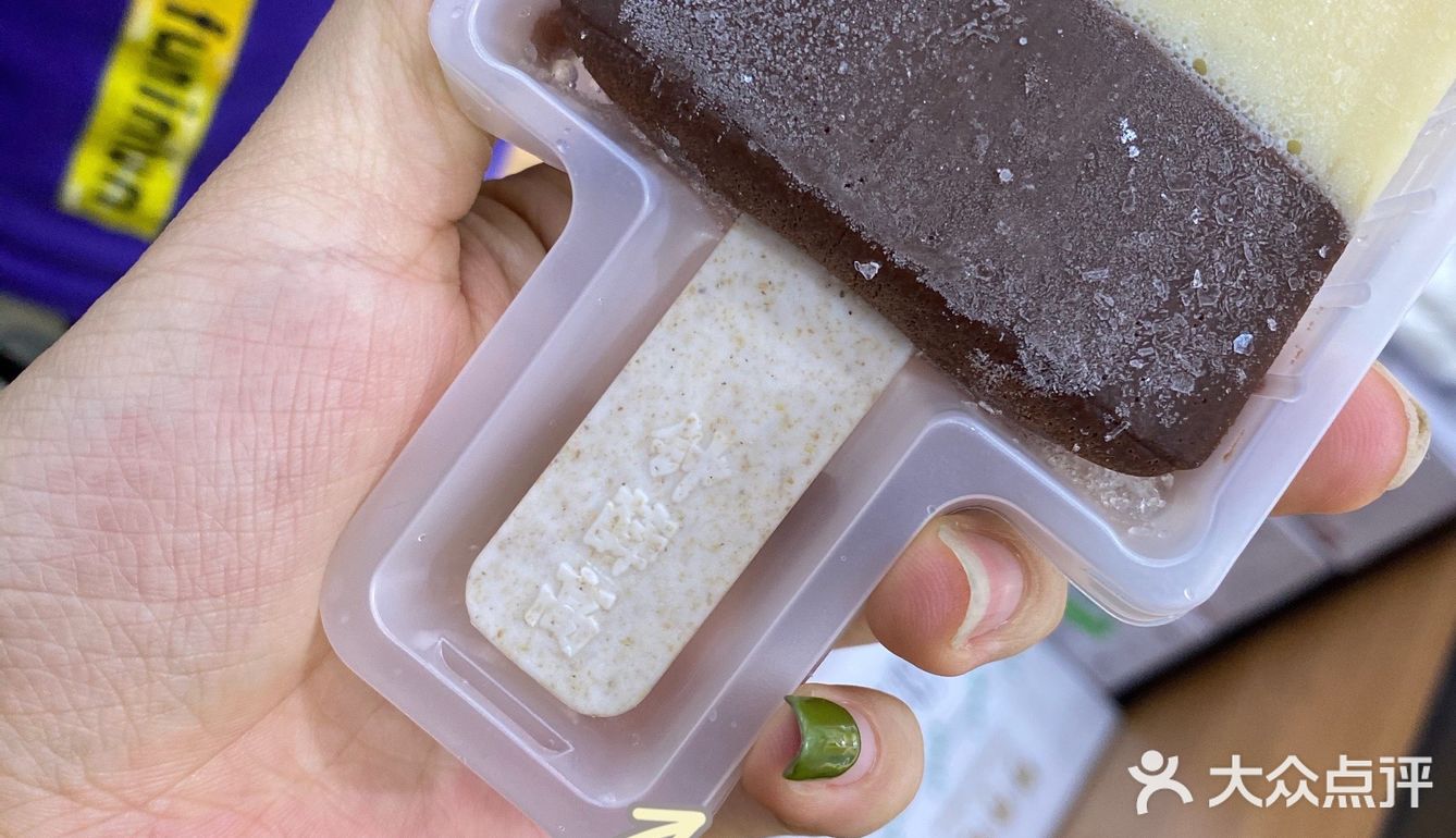 终于打卡网红雪糕钟薛高，本人也是因钟薛高出事后才知晓的