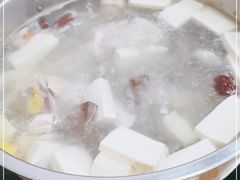 -阿汉名材老鸡汤饭店(金鸡岭店)