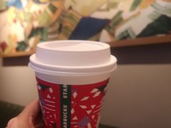 -星巴克(青岛火车北站候车大厅店)