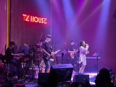 -TZ House音乐现场(来福士中心店)