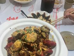 -肥肥虾庄·金牌油焖大虾(汉口城市广场店)